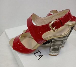Туфли женские красные лаковые