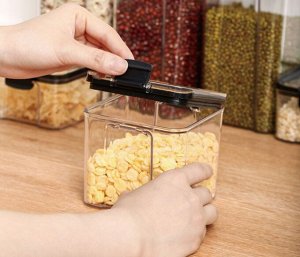 Пластиковый герметичный контейнер, емкость для хранения сыпучих продуктов, снеков, сухофруктов / 400 мл