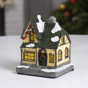 Светодиодная фигура «Рождественский дом» 9 x 10 x 9 см, полистоун, батарейки АААх2 (не в комплекте), свечение тёплое белое