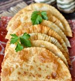 Чебуреки Аппетитные (ручная лепка)