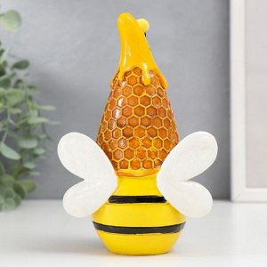 Сувенир полистоун "Гномелла - царица пчёл" 15х10 см