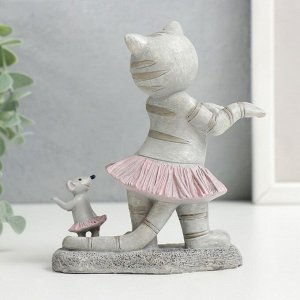 Сувенир полистоун "Кот и мышка - гавайские танцы" 11,5х5х10,5 см