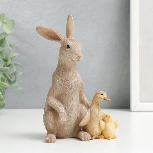 Сувенир полистоун "Кролик, утёнок и цыплёнок - дружба" 15х8х10 см