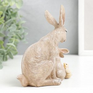 Сувенир полистоун "Кролик с малышом и цыплёнком - нежность" 13х6х12 см