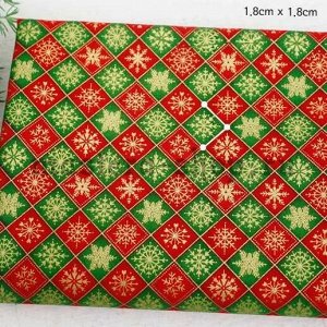 Ткань для печворка и рукоделия  Красно-зеленые квадратики