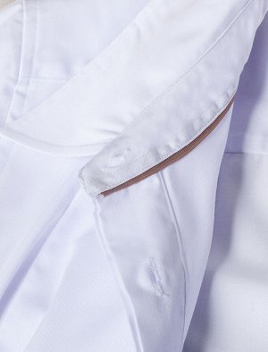 Блузка полуприлегающего силуэта в стиле "смокинг" с двойными деталями спереди
