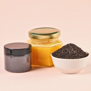 Набор «Счастья в новом году», чай чёрный 50 г., крем-мёд с облепихой 120 г., чёрный сахар 50 г.