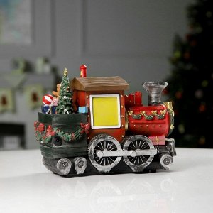 Светодиодная фигура «Паровоз с Дедом Морозом» 26.5x19.5x12.5 см, полистоун, батарейки ААх3 (не в комплекте), USB, свечение мульти