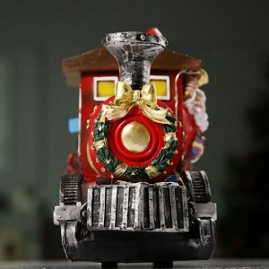 Светодиодная фигура «Паровоз с Дедом Морозом» 26.5x19.5x12.5 см, полистоун, батарейки ААх3 (не в комплекте), USB, свечение мульти