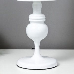 Настольная лампа "Жардин" Е27 40Вт белый 15х47 см