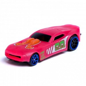 Машина металлическая Hot Cars, меняет цвет от воды, масштаб 1:64, МИКС