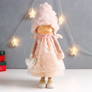 Кукла интерьерная "Девочка в розовом платье и шапочке с сердечком" 16х13х42 см
