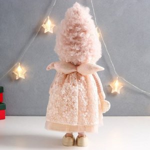 Кукла интерьерная "Девочка в розовом платье и шапочке с сердечком" 16х13х42 см