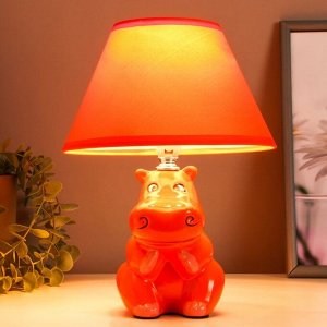 Настольная лампа "Бегемот" 1х40Вт E14 оранжевый 20х20х28см.