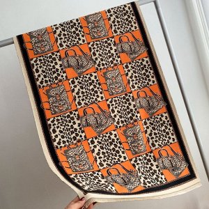 Женский теплый палантин, принт "сумки леопардовые", цвет оранжевый/бежевый