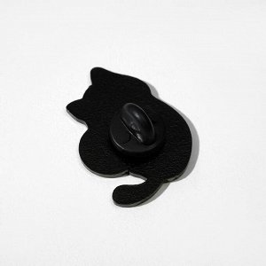 Значок "Котёнок" с клубочком, цветной в чёрном металле