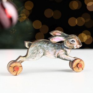 Сувенир "Год Кролика. Кролик на колесах", дерево, ламинация, 10х5,5 см