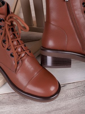 Женские ботинки с модным декором/ Ботинки тренд (D1-7056)