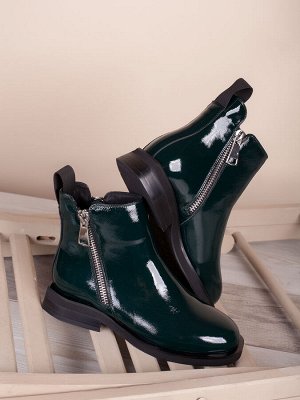 Ботинки на модной подошве со с стильным мысочком (D1-5006)