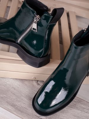Ботинки на модной подошве со с стильным мысочком (D1-5006)