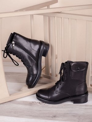 Женские ботинки с модным декором/ Ботинки тренд (D1-7054)