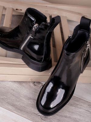 Ботинки на модной подошве со с стильным мысочком (D1-5005)