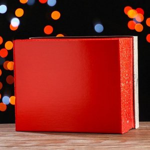 Складная коробка "Красная с белым", 31,2 х 25,6 х 16,1 см