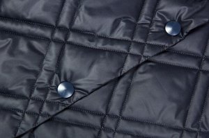 Пальто Пальто, выстроченное в ромб – хит сезона весна 2022! Мы предлагаем разновидность всем полюбившегося в
прошлые сезоны бомбера. Капюшон, минимум деталей, лаконичный дизайн – изюминка данной модел