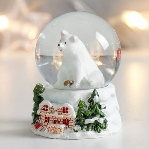 Стеклянный шар "Белый мишка на крыше дома" 4,5х4,5х6,5 см