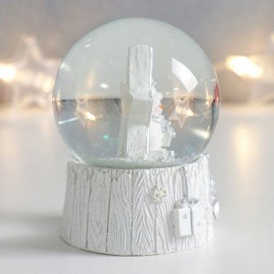 Стеклянный шар "Снеговик со звездой" 7х6,7х8,8 см