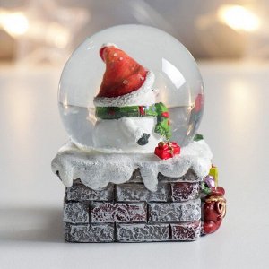 Стеклянный шар "Снеговичок на трубе с подарками" 4,5х4,5х6,5 см