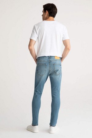 Джинсовые брюки Slim Comfort Fit с рваными деталями и деталями
