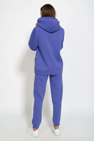 Костюм Костюм Kivviwear 4052-4053 вери пери 
Состав: ПЭ-26%; Хлопок-70%; Эластан-4%;
Сезон: Осень-Зима
Рост: 170

Костюм утепленный на флисе. Худи Classic модели 4052 с капюшоном на подкладке из осно