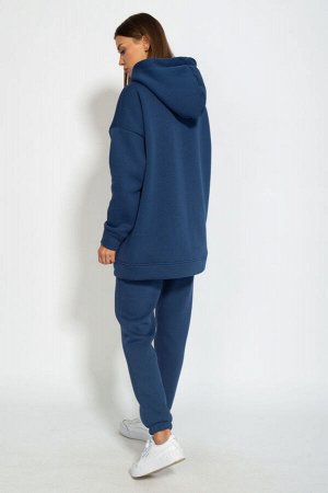 Костюм Костюм Kivviwear 40544053/12 индиго 
Состав: ПЭ-26%; Хлопок-70%; Эластан-4%;
Сезон: Осень-Зима
Рост: 170

Костюм ОВЕРСАЙСЗ утепленный на флисе. Удлиненная худи Оверсайз модели 4054 с капюшоном