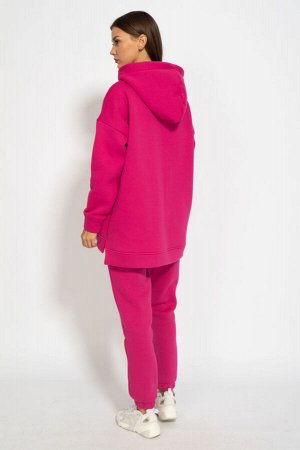 Костюм Костюм Kivviwear 4057-4056 фуксия 
Состав: ПЭ-26%; Хлопок-70%; Эластан-4%;
Сезон: Осень-Зима
Рост: 170

Костюм ОВЕРСАЙСЗ, утепленный на флисе. Худи Oversize модели 4057 с капюшоном на подкладк