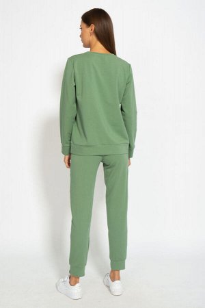 Костюм Костюм Kivviwear 41084109/02 хаки 
Состав: Хлопок-92%; Эластан-8%;
Сезон: Осень-Зима
Рост: 170

Костюм женский спортивный BALANCE. Подойдет тем кто любит максимально натуральные ткани. Хлопок 