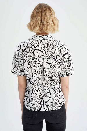 Рубашка из вискозы с коротким рукавом и рисунком, классический крой