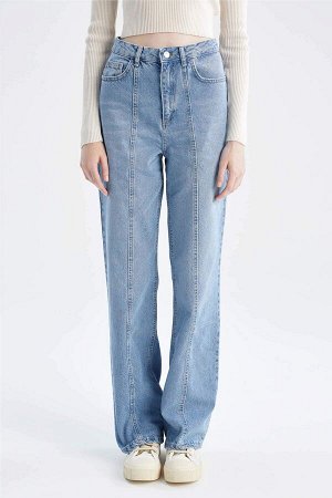 Широкие джинсы с высокой талией