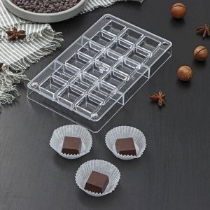 Форма для шоколада и конфет «Кубики», 18 ячеек, 20x12x2,5 см, ячейка 2,5x2,5x1 см