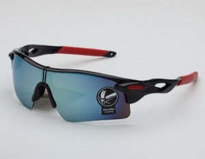 Солнцезащитные очки для активного спорта черные