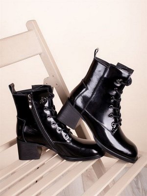 Модные женские ботинки/ Полусапожки на удобном каблуке D1-7063