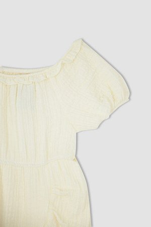 Платье из хлопкового тканого хлопка с воротником "Кармен" и короткими рукавами для девочек