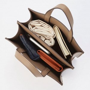 UNIQLO — сумка на плечо квадратной формы