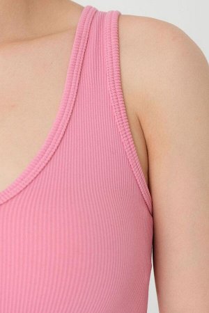 Розовый бесшовный укороченный майка с v-образным вырезом