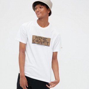 UNIQLO — базовая футболка с принтом