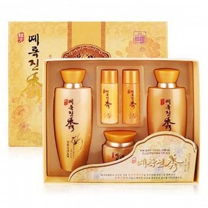 Jigott Подарочный набор с восточными травами Yerokjinsu Hanbang 3Set
