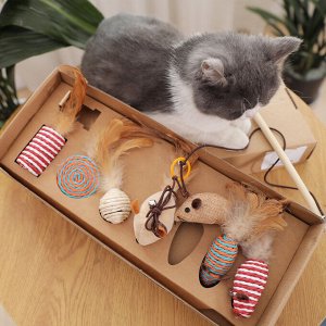 Набор из 7 игрушек для домашних животных, в коробке