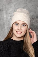 Женская осенняя шапка