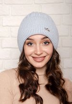 Женская шапка