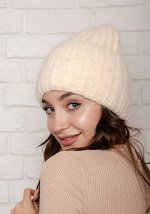 Женская шапка